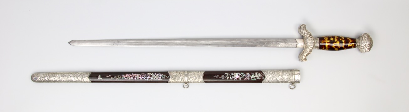 An antique Vietnamese sword with faux turtle shell handle. Peter Dekker www.mandarinmansion.com