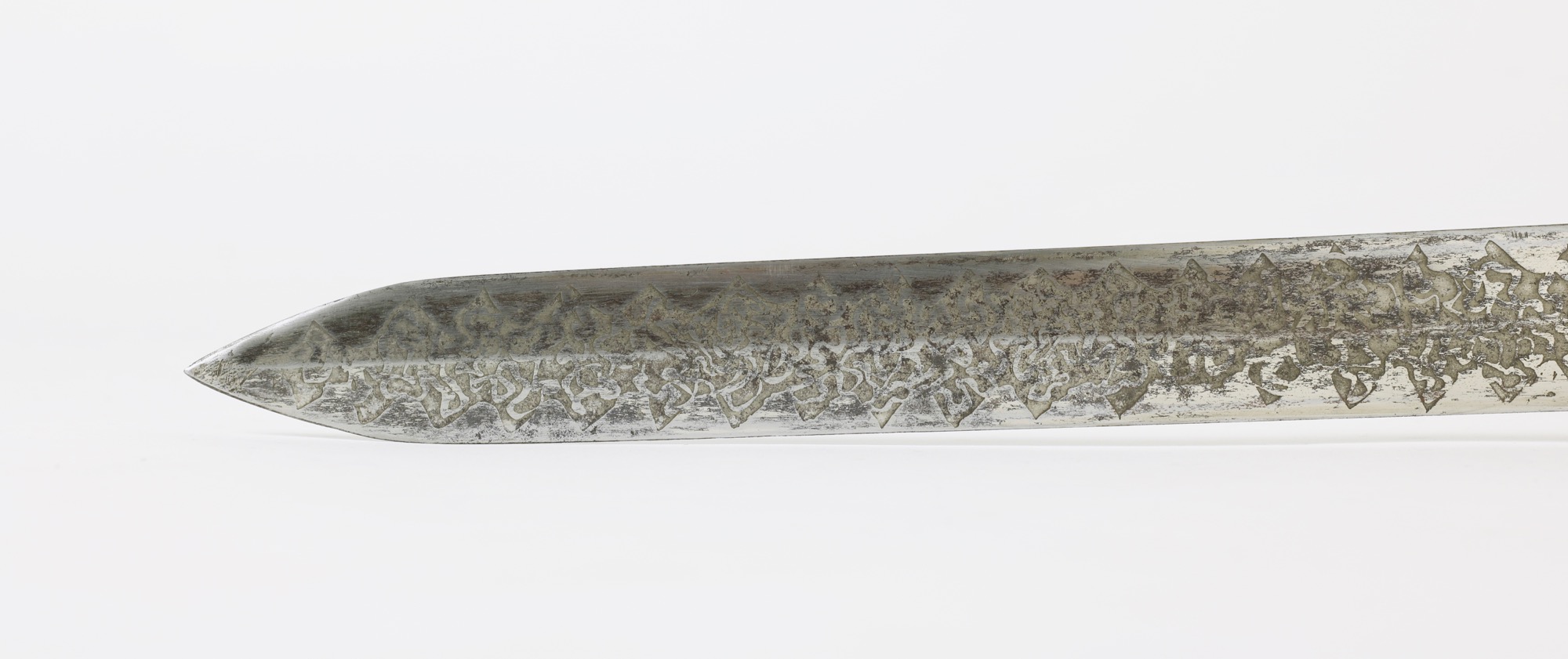 An antique Chinese jian from the Republican period.