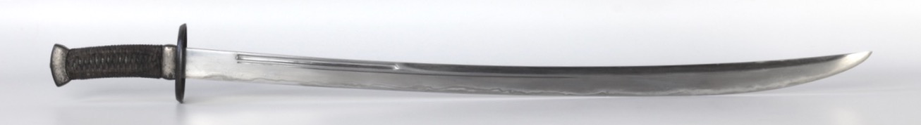 A Chinese saber with naginata grooves