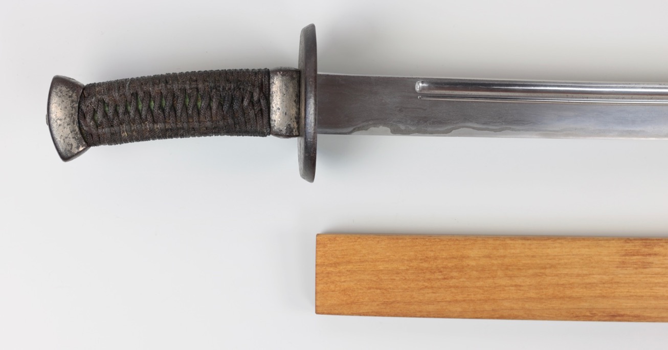 A Chinese saber with naginata inspired groove configuration. www.mandarinmansion.com