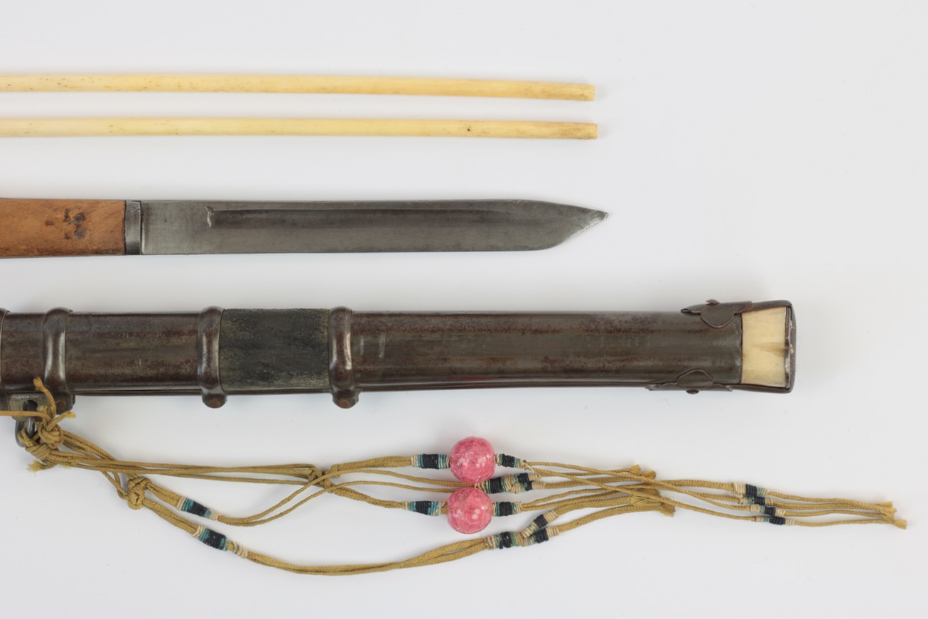 A Chinese trousse set with glass trinkets