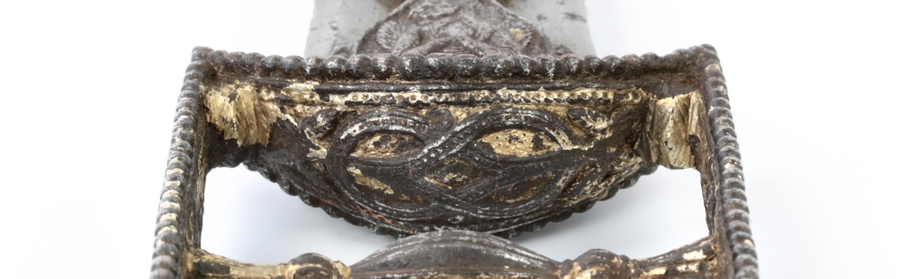 Double-noose knot on an antique katar of a style associated with the Tanjore armory.
